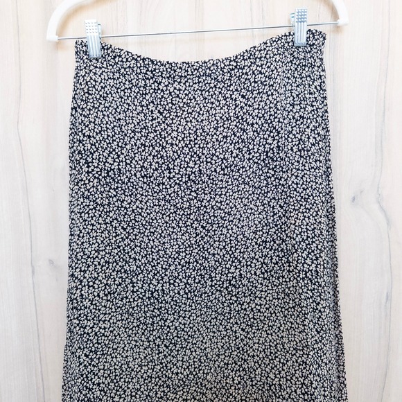 Womens Reversible‎ Midi Skirt Size M Black Multicolor Floral Paisley Ruffle Boho - Picture 2 of 8